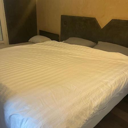Residence Bord De Loire Euro 6 Decize Bagian luar foto